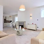 Primavera Villa