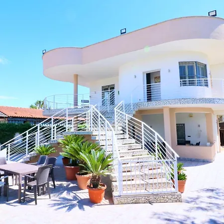 Primavera カステル・ヴォルトゥルノ